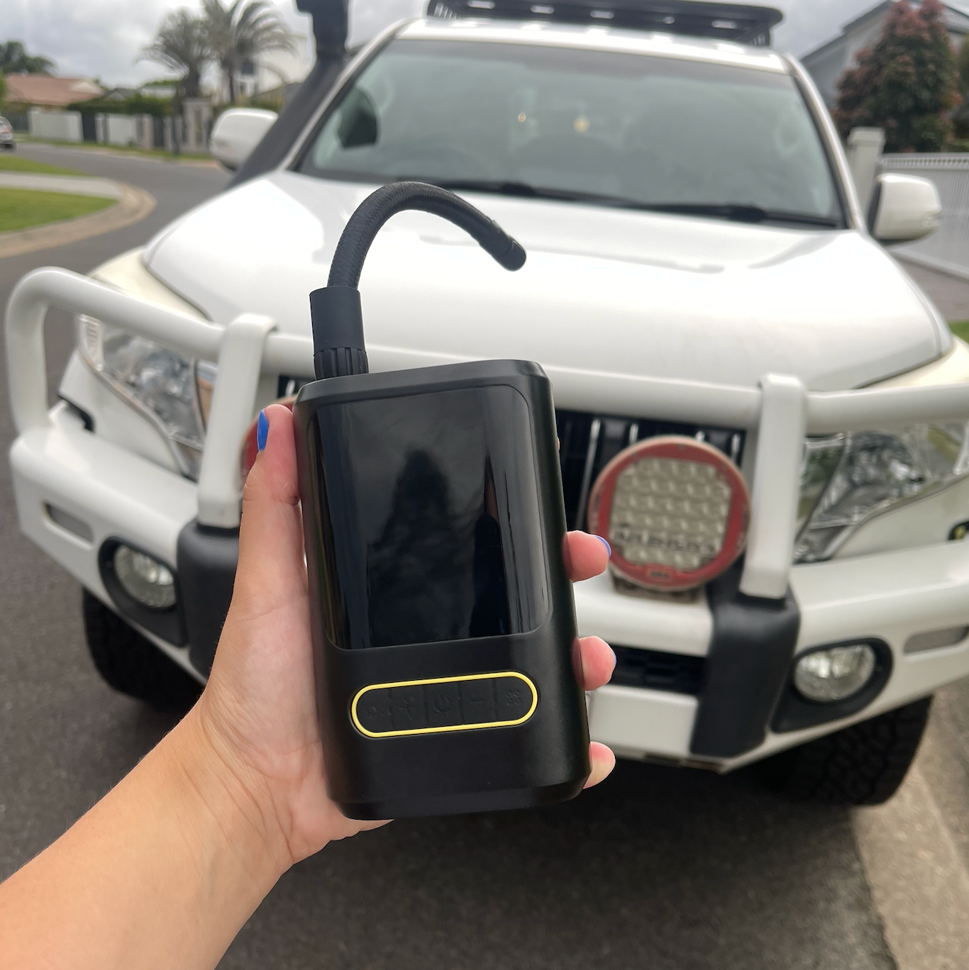 AirCharge Pro™ | Den ultimative bærbare 4-i-1-dækpumpe🚗
